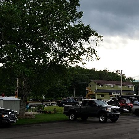 Gorham Motor Inn Bagian luar foto